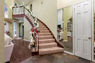 134 Strawberry Dr, Lake Jackson, TX 77566 - Photo 5