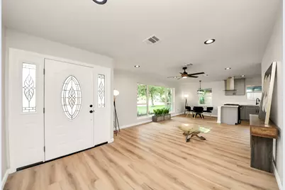 2407 Crestdale Dr, Houston, TX 77080 - Photo 3