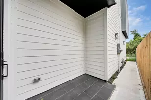 2606 Winbern St, Houston, TX 77004 - Photo 3