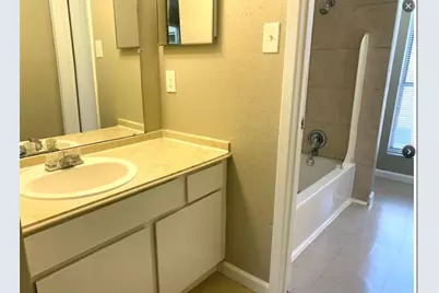 2200 Cypress Landing Drive #E-1, Houston, TX 77090 - Photo 11