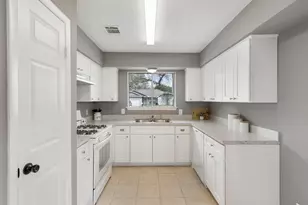 29107 Binefield St, Spring, TX 77386 - Photo 7