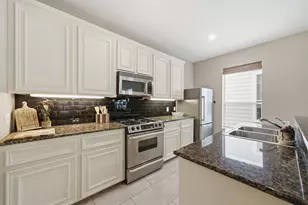 1716 Elgin St, Houston, TX 77004 - Photo 3
