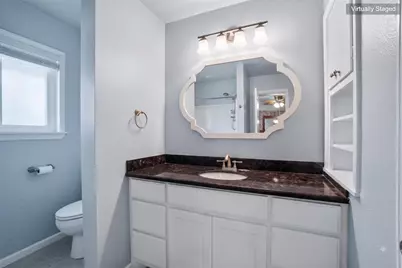 380 S Wilson Avenue, Giddings, TX 78942 - Photo 23