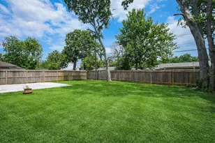 5330 Windswept Ln, Houston, TX 77056 - Photo 23