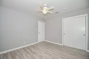 5330 Windswept Ln, Houston, TX 77056 - Photo 11