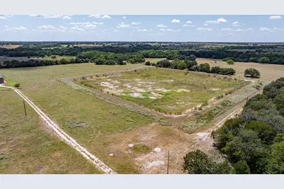 2210 Hermis Road, Schulenburg, TX 78956 - Photo 25