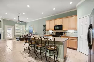 10366 Solitaire Cir, Houston, TX 77070 - Photo 9