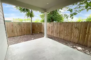 8118 Safebuy St, Houston, TX 77028 - Photo 37