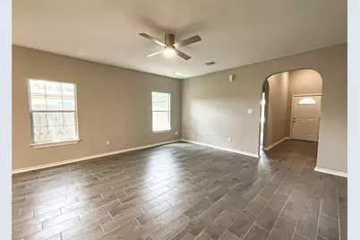 8118 Safebuy Street, Houston, TX 77028 - Photo 9