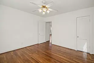 7812 Scanlock St, Houston, TX 77012 - Photo 13