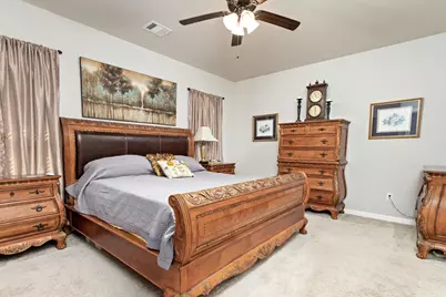 703 Cottonwood Drive, Orange, TX 77630 - Photo 13