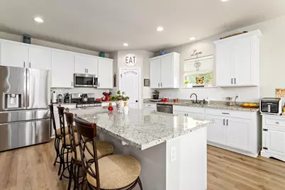 703 Cottonwood Drive, Orange, TX 77630 - Photo 9