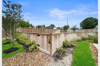 7504 Carver Road #A, Houston, TX 77088 - Photo 27