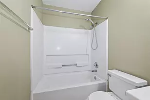 13715 Naomi Hollow Ln, Houston, TX 77082 - Photo 29