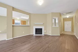 13715 Naomi Hollow Ln, Houston, TX 77082 - Photo 11