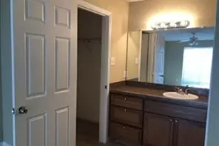 2750 Holly Hall St, Houston, TX 77054 - Photo 11