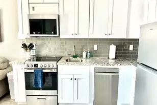 6300 Seawall Blvd, Galveston, TX 77551 - Photo 7