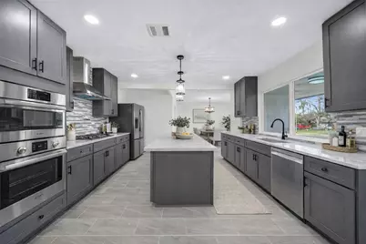 5025 De Milo Drive, Houston, TX 77092 - Photo 1