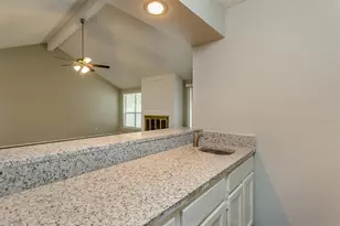 2715 Colony Dr, Sugar Land, TX 77479 - Photo 11