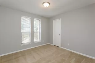 2715 Colony Dr, Sugar Land, TX 77479 - Photo 17