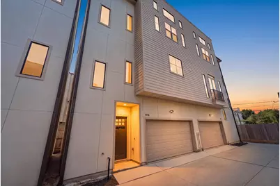 816 W 22nd Street, Houston, TX 77008 - Photo 1