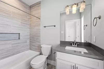 816 W 22nd Street, Houston, TX 77008 - Photo 19