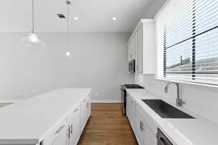 816 W 22nd St, Houston, TX 77008 - Photo 15