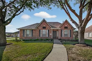 2834 Martina Dr, Friendswood, TX 77546 - Photo 1