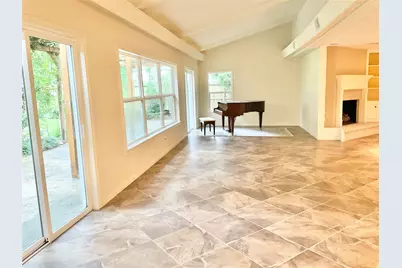 1022 Oak Leaf Street, La Porte, TX 77571 - Photo 17