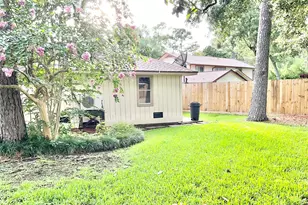 1022 Oak Leaf St, La Porte, TX 77571 - Photo 49