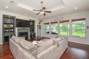 27644 Spring Hill Rd, Hempstead, TX 77445 - Photo 9