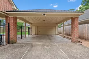 1811 Wild Plum Ct, Houston, TX 77345 - Photo 39
