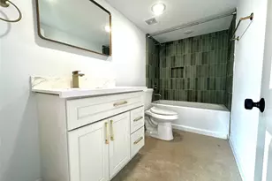 808 Oakhurst St, Houston, TX 77023 - Photo 3