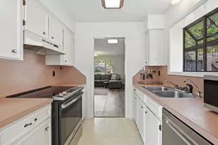 3912 Sierra Ct, Bryan, TX 77802 - Photo 7