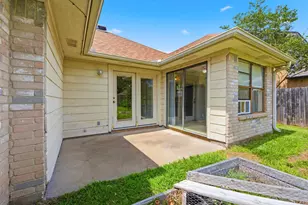 3912 Sierra Ct, Bryan, TX 77802 - Photo 17