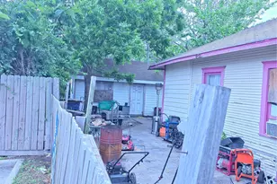 1006 Panama St, Houston, TX 77009 - Photo 7