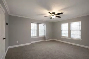 601 W Cleveland St, Baytown, TX 77520 - Photo 25