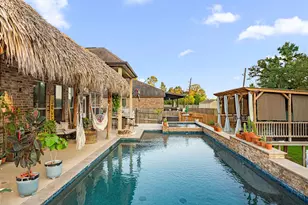 931 S Chamfer Way, Crosby, TX 77532 - Photo 7