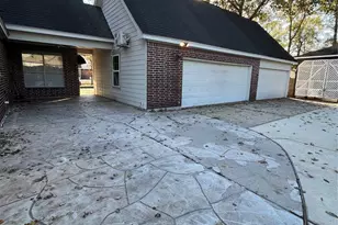 11966 White Oak Landing, Conroe, TX 77385 - Photo 9