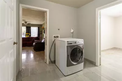 8438 Sonneville Drive, Houston, TX 77080 - Photo 5