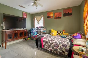 8438 Sonneville Dr, Houston, TX 77080 - Photo 15