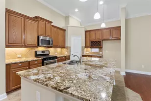 1219 Lazy Springs Ln, Pearland, TX 77581 - Photo 9