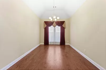 1219 Lazy Springs Lane, Pearland, TX 77581 - Photo 11