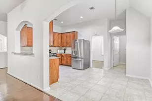 318 Lake Line Dr, Alvin, TX 77511 - Photo 15