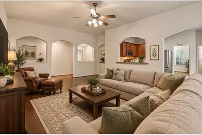 318 Lake Line Drive, Alvin, TX 77511 - Photo 11