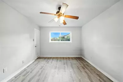 803 Bradwell Drive, Houston, TX 77062 - Photo 23