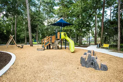 102 Neches Nook Court, Conroe, TX 77304 - Photo 11