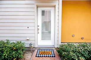 2320 Jackson St, Houston, TX 77004 - Photo 3