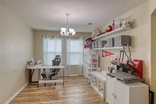 2830 N Red Birch Cir, Houston, TX 77038 - Photo 13