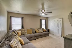 2830 N Red Birch Cir, Houston, TX 77038 - Photo 27